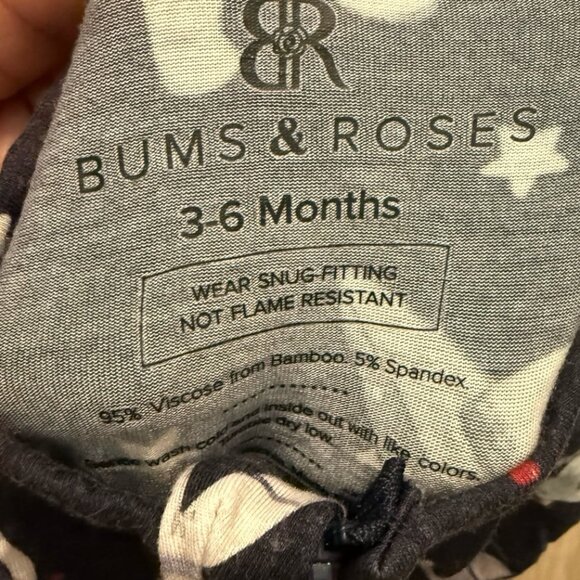 Bums & Roses Bamboo Baby Footies - Picture 2 of 3